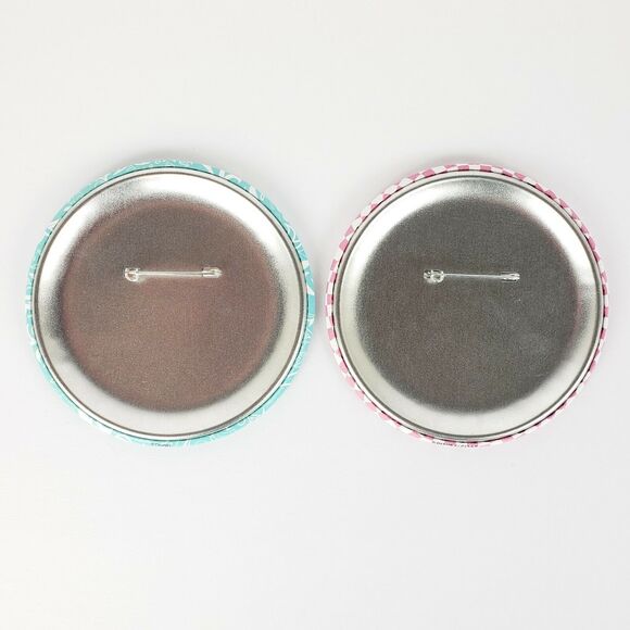 2 Disney Buttons Pins Fried Chicken Celebration Flo's Plaza Inn DCA Disneyland - Picture 2 of 7